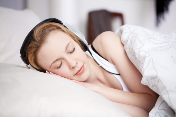 Dormir en écoutant de la musique